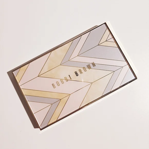 Bobbi Brown Luster & Glow Eye Palette New LE - Picture 6 of 7
